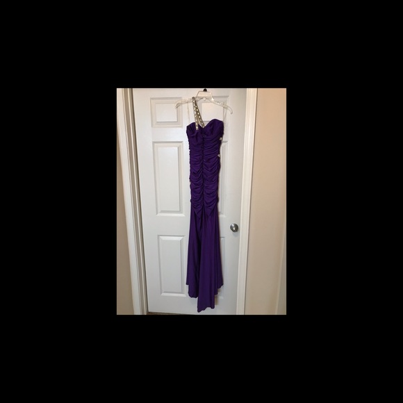 Prom dress - Picture 4 of 5